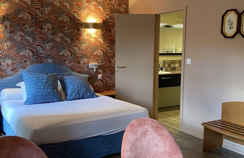 Villefranche-sur-Saone Hotel | Hostellerie La Ferme du Poulet