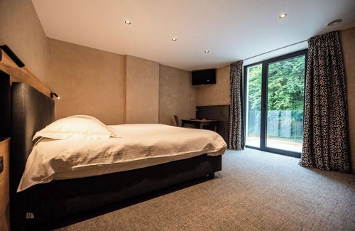 La Roche-en-Ardenne Hotel | Hostellerie La Claire Fontaine
