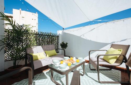Encarnacion-Regina Apartment | Hostly Orfila 3A-3B exclusive Penthouse-Center-Fibre-Parking Optional