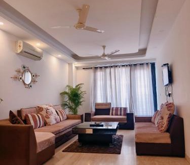 Greater Kailash Apartment | Hostmystay- 3Bhk Terrace! Gk1 M block