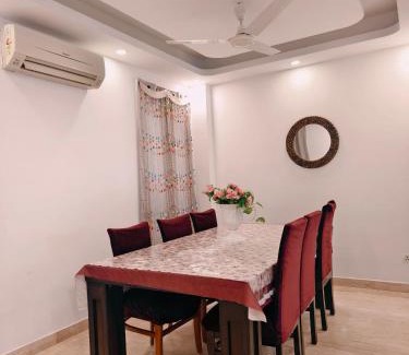 Greater Kailash Apartment | Hostmystay- 3Bhk Terrace! Gk1 M block