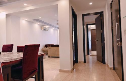 Greater Kailash Apartment | Hostmystay- 3Bhk Terrace! Gk1 M block