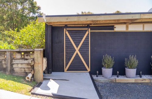 Whitianga Cabin | Hosts on the Coast Bayview Sanctuary