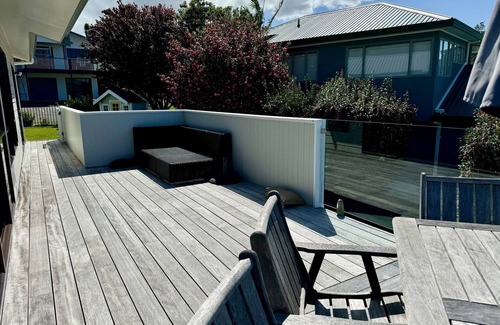 Onemana House | Hosts on the Coast Island Views