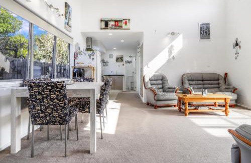 Whitianga House | Hosts on the Coast Saltwater Days