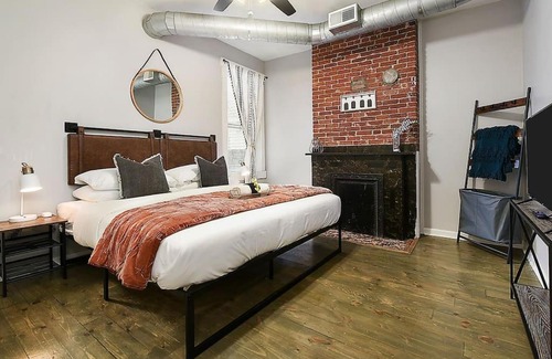 East Allegheny Apartment | HostWise Stays - The James Apt 1 - Patio, Free Street Parking