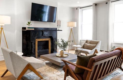 Central Northside Apartment | HostWise Stays - The Palo - Stylish War Streets Retreat, Highly Walkable