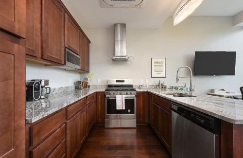 Downtown Pittsburgh Apartment | HostWise Stays - The Washington at Chatham - Free Parking, Great Views, Across from PPG Arena