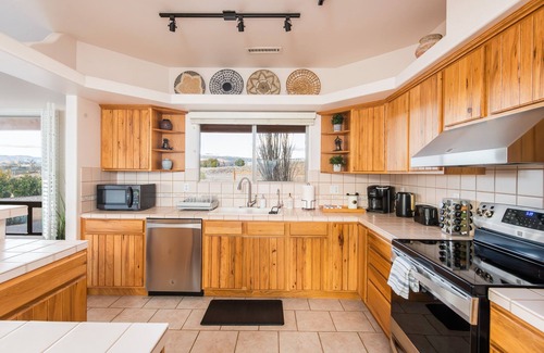 Cornville House | Hot Tub! 2 acre oasis near Sedona and Page Springs Wineries. Mountain View!