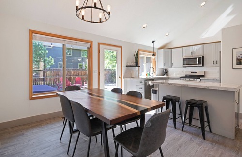 Southwest Bend House | Hot Tub, AC, Beautiful, Fully Fenced Yard, Close to Everything!