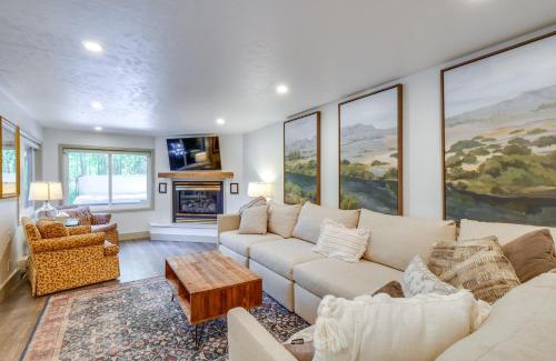 Frisco House | Hot Tub and Deck Family-Friendly Frisco Townhome!