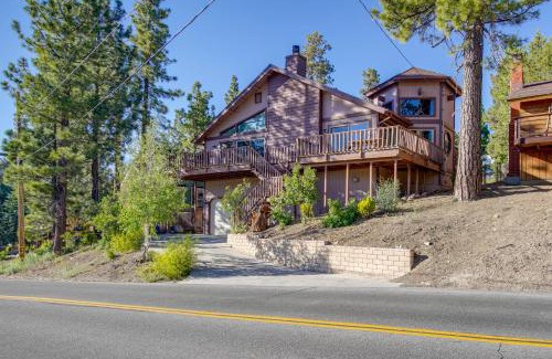 Moonridge House | Hot Tub and Game Room Spacious Big Bear Lake Cabin
