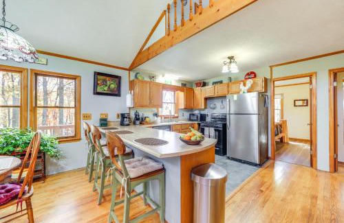 Canton House | Hot Tub and Ping-Pong Table Canton Home with Views!