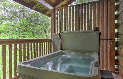 Gatlinburg Apartment | Hot Tub Chance for Romance Gatlinburg Cabin