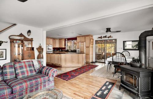 Great Cacapon House | Hot Tub, Deck, Grill, Fire Pit, Game Room & WiFi