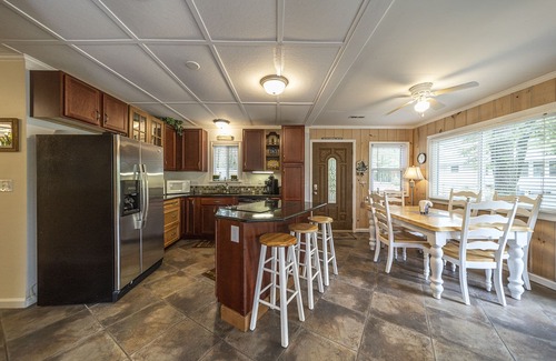 Smith Mountain Lake House | Hot tub, Dock, Fire Pit, Dog Friendly, Golf,