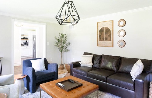 Geneva House | Hot Tub, Fire Pit, Private Backyard - Near Wineries & SPIRE