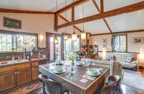 Dos Rios Apartment | Hot Tub + Fire Pit: Secluded Dos Rios Escape!