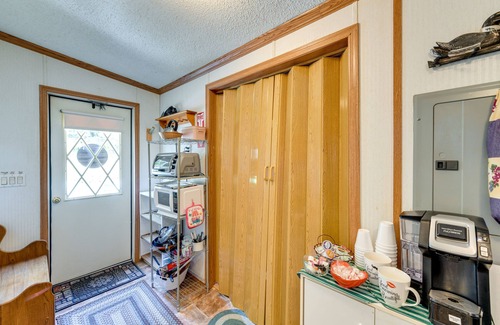 Balsam Grove Apartment | Hot Tub, Fire Pit + Views: Balsam Grove Getaway