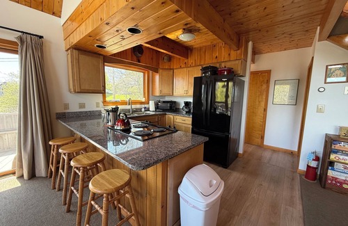 Southwest Harbor House | Hot Tub! Gorgeous Harbor Views near Bar Harbor/Acadia National Park