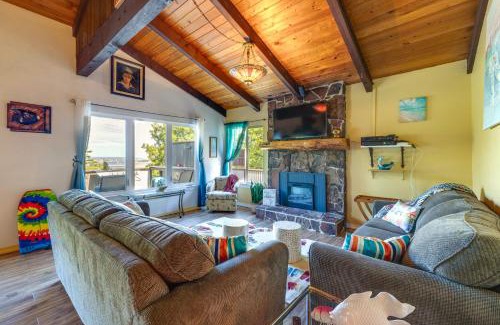 Waldport House | Hot Tub, Grill and Views Waldport Getaway!