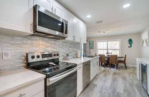 Cape Coral House | Hot Tub & Pool: Cape Coral Oasis!