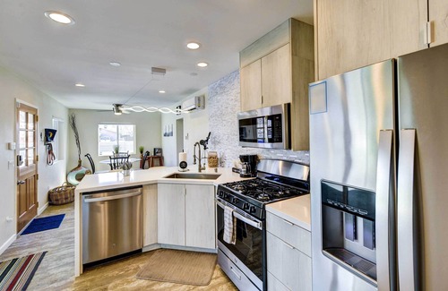 Yucca Valley House | Hot Tub & Pool: Joshua Tree Vacation Home!