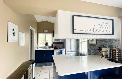 South Boardman House | Hot tub & Pool table! Waterfront home on Perch Lake outside Traverse City