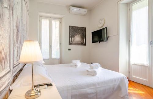 Appio Latino Apartment | Hot Tub - Private Parking - park