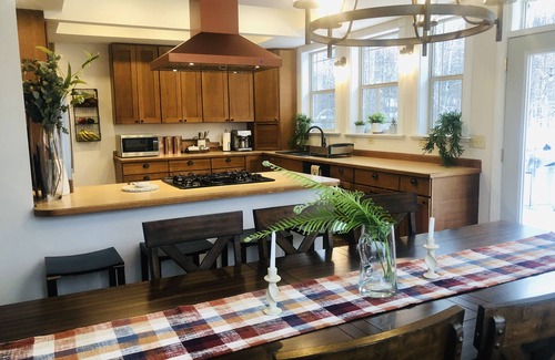 Anchorage House | Hot tub, Retreat, Perfect for groups! 2-20 guests!