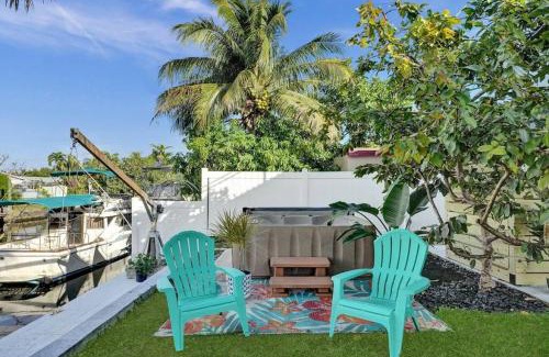 Fort Lauderdale House | Hot Tub! Roof Top! Firepit! Boat Dock!