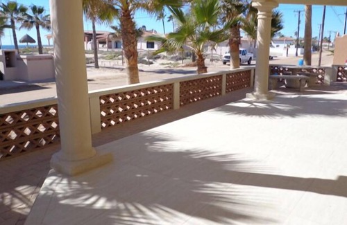 Benito Juarez House | Hot Tube and Build-In BBQ Grill One Block From The Beach at Las Conchas