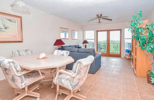 Cedar Key Condo | Hot Tubs, Swimming Pool, Nature View, Private Beaches