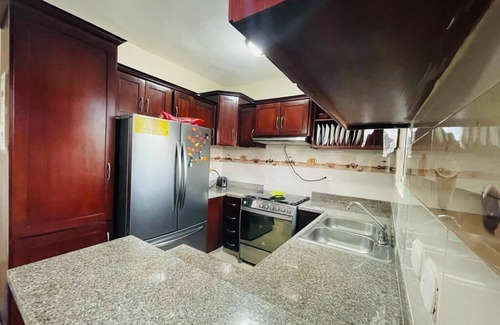 San Francisco de Macoris Condo | hot whater,Condo 3 BD APT | internet 2 free parking , A/C , wifi
