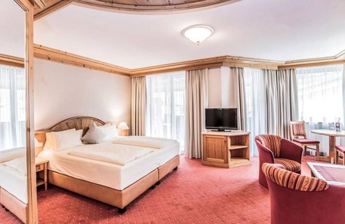 Kirchberg in Tirol Hotel | Hotel ∙ 1 guest