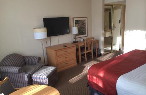 Wilburton Hotel | Hotel 116, A Coast Hotel Bellevue