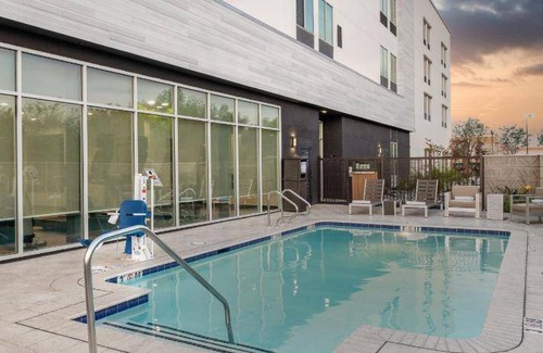 Redlands Hotel | Hotel ∙ 127 guests