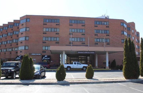 Hagerstown Hotel | Hotel ∙ 127 guests
