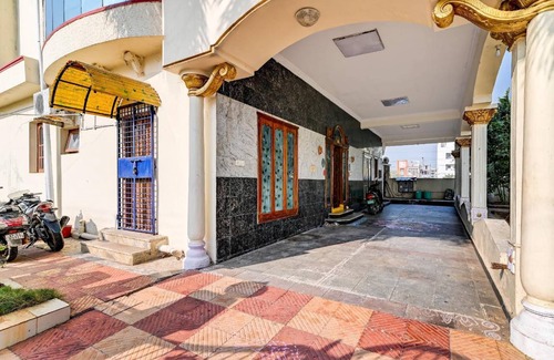 Tiruchanur Hotel | Hotel ∙ 2 guests