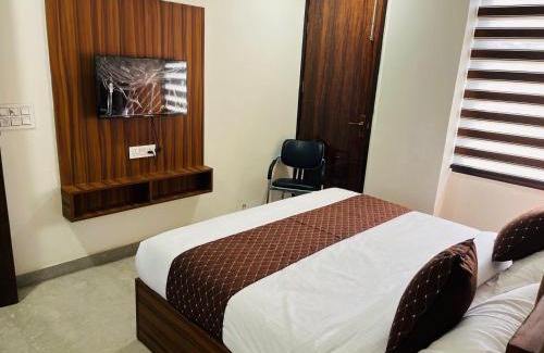 Khattalwada Hotel | Hotel 24 STAR INN