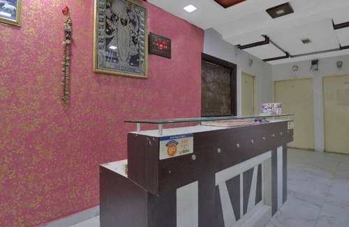 Thaltej Hotel | Hotel ∙ 3 guests