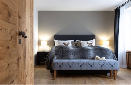 Flims Hotel | Hotel ∙ 3 guests
