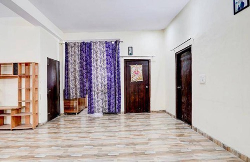 Gurugram Hotel | Hotel ∙ 3 guests