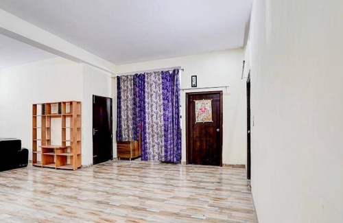 Gurugram Hotel | Hotel ∙ 3 guests