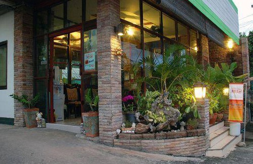 Khon Kaen Hotel | Hotel ∙ 3 guests