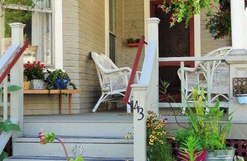 Brattleboro Hotel | Hotel ∙ 3 guests