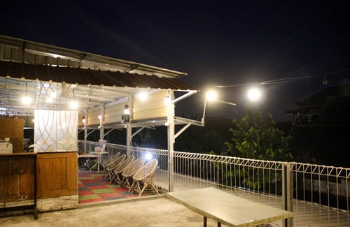 Surakarta Hotel | Hotel ∙ 4 guests