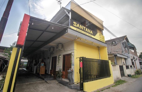 Surakarta Hotel | Hotel ∙ 4 guests