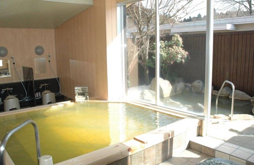 Aso Hotel | Hotel ∙ 5 guests