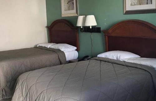 Eufaula Hotel | Hotel ∙ 6 guests
